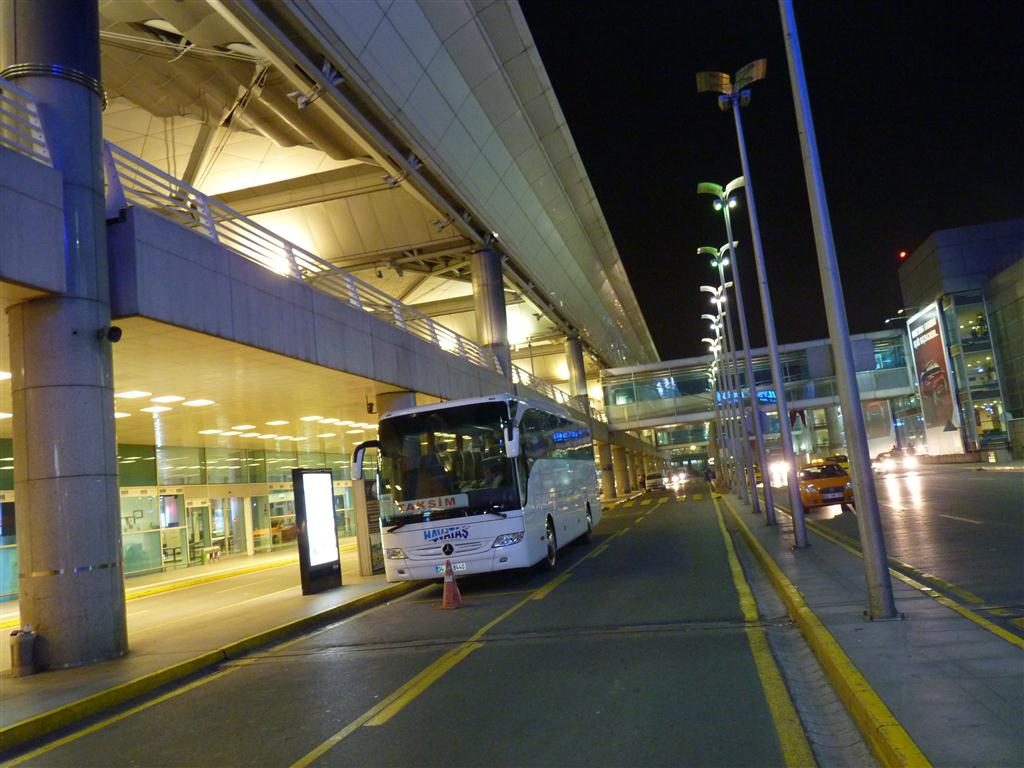 new istanbul airport to taksim or sultanahmet using havaist shuttle